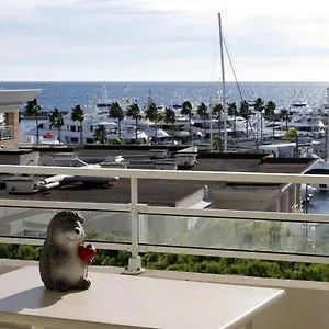 Standing Vue Entre Cannes Et Antibes Golfe-Juan